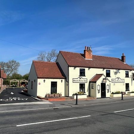 The Black Horse Inn เกนส์โบโรห์ ภายนอก รูปภาพ